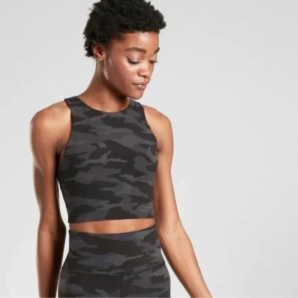 Athleta Conscious Crop In Powervita Camo A-C Size XS - Picture 2 of 12